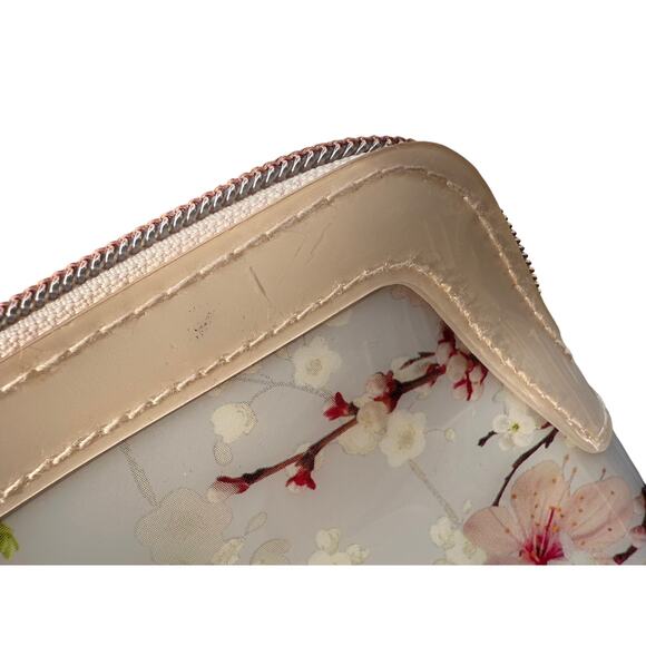 Ted Baker London Make Up Case 10.5"W 6"T 3.25" D - Picture 8 of 8